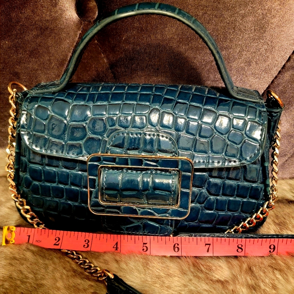 Zara purse (bottle green)